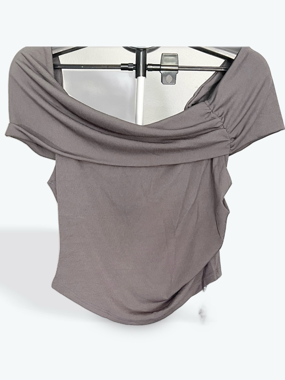 Cider Off-Shoulder Ribbed Top in Gray